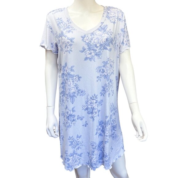 Laura Ashley Other - Laura Ashley Floral Blue Nightgown Women's XL Short Sleeve Lightweight V-Neck